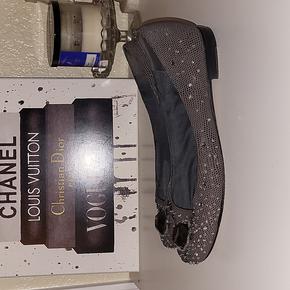 Kate Spade Pewter embellished flats, sz 7.5 - Picture 5 of 9